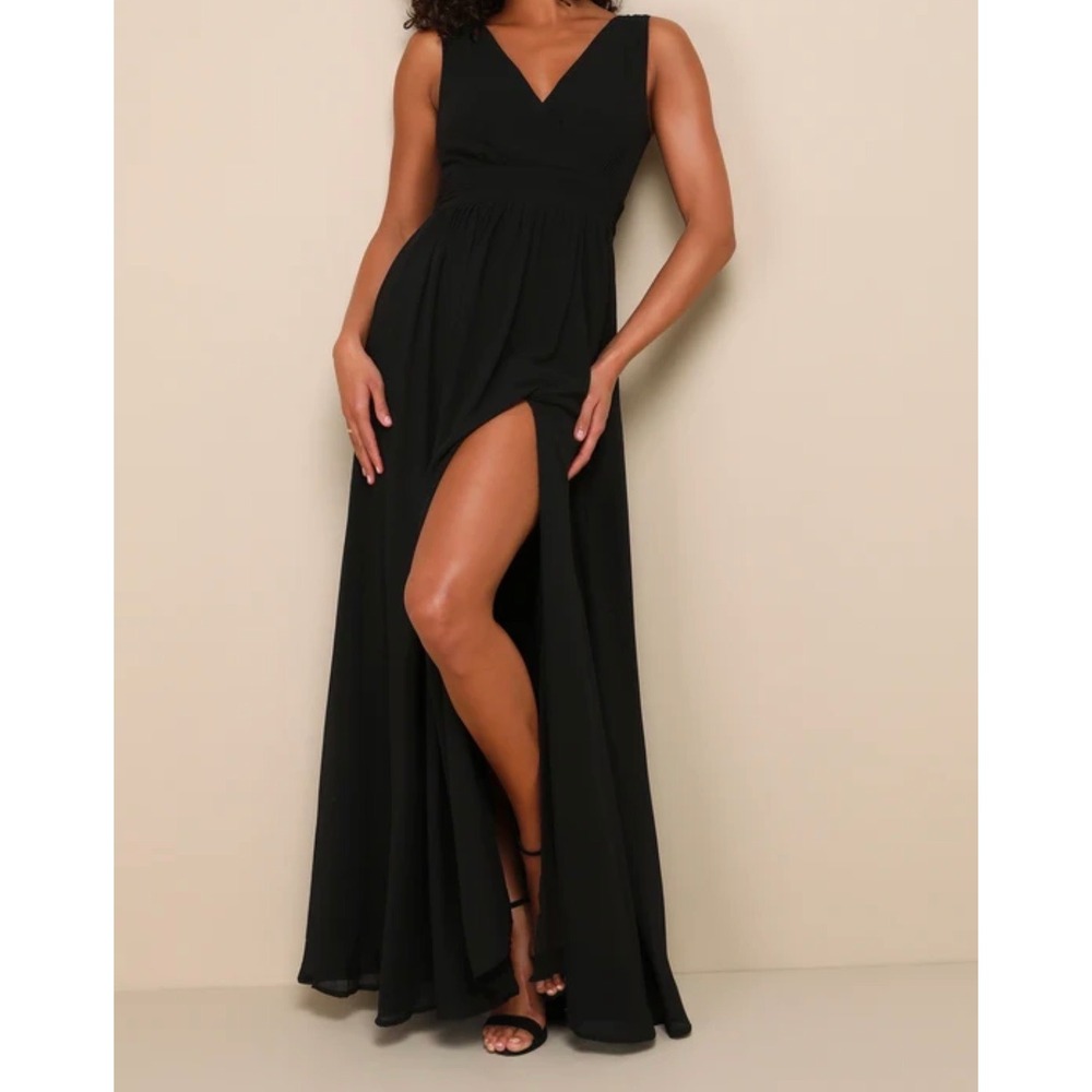 Lulus Thoughts of Hue Black Surplice Maxi Dress Sleeveless Slit Size L NEW
